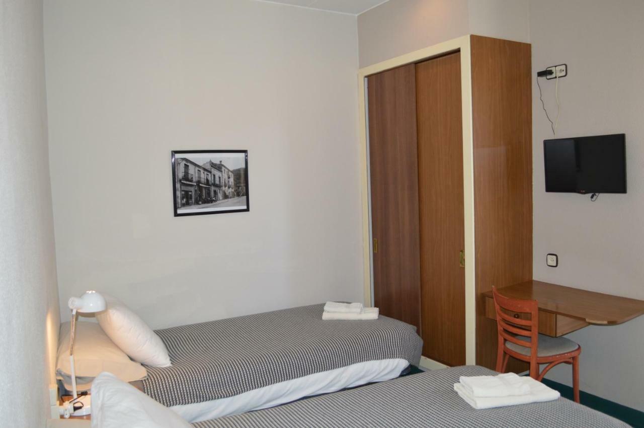Fonda Ca La Paula Hotel Castellfollit de la Roca Eksteriør billede